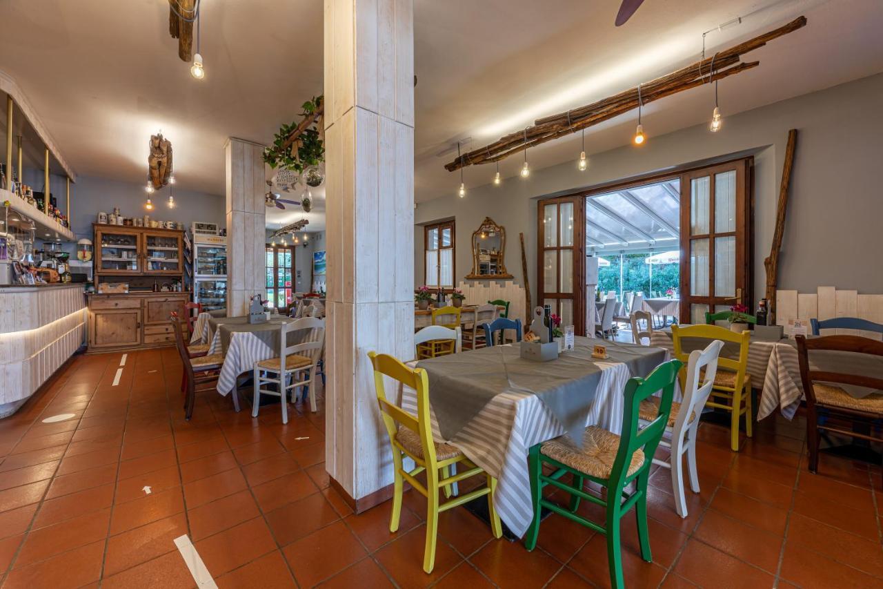 Locanda Le Palafitte Бардолино Экстерьер фото